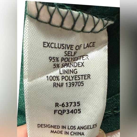 Emerald Sundae Green Lace Detail Dress - Layered and Lightly Flared Size SMALL - Picture 13 of 13